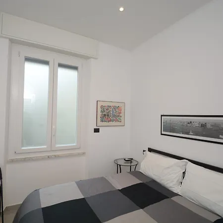 Piazza Della Vittoria Apartment Genoa Exterior photo