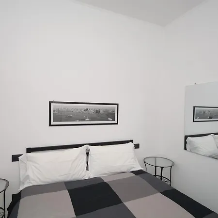 Piazza Della Vittoria Apartment Genoa Exterior photo