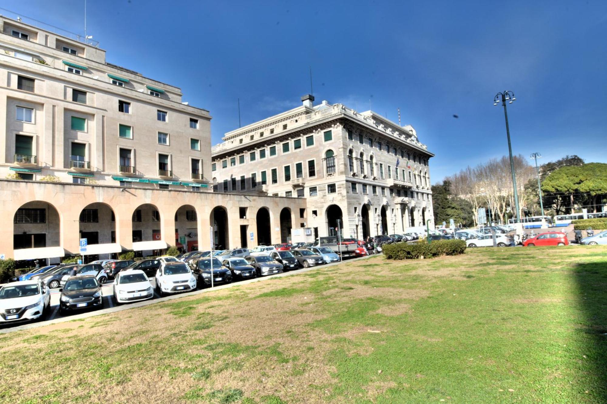 Piazza Della Vittoria *